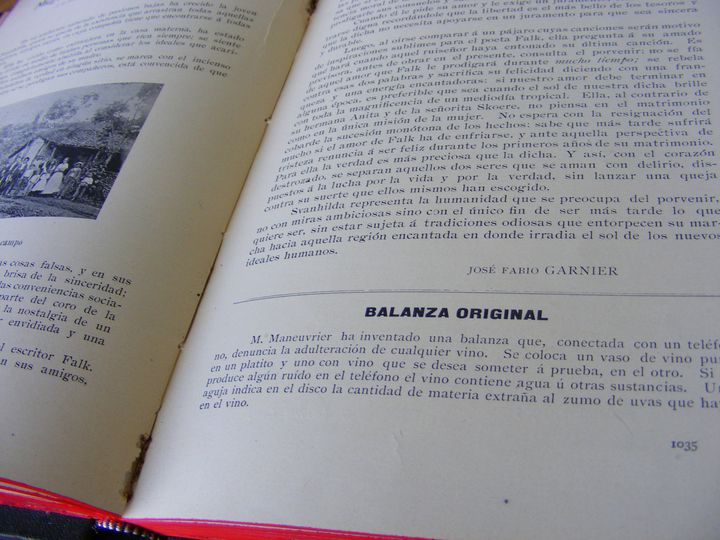 biblioteca 221 copy.jpg